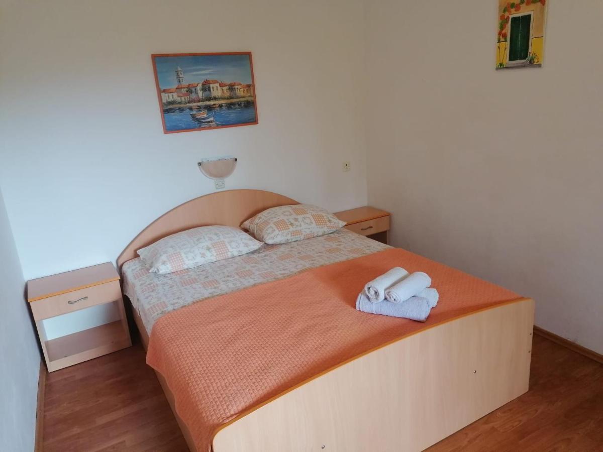 Apartments Piko2 Jelsa  Exterior foto
